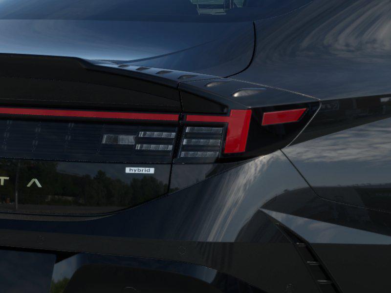 2025 Hyundai Sonata Hybrid Limited photo 8