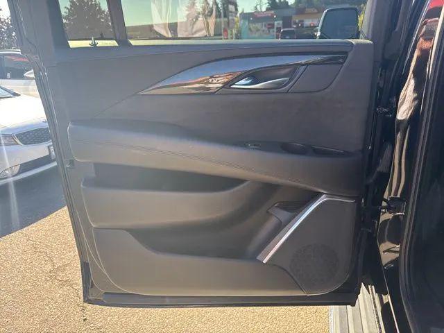 2019 Cadillac Escalade ESV Platinum