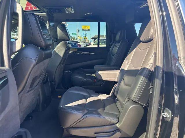 2019 Cadillac Escalade ESV Platinum