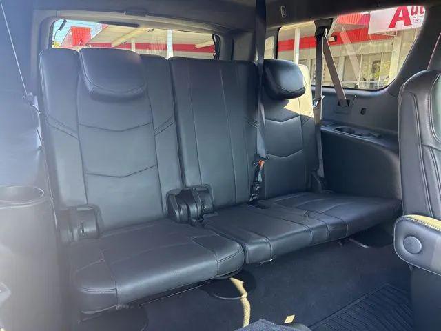 2019 Cadillac Escalade ESV Platinum