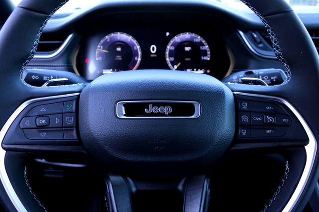 2025 Jeep Grand Cherokee L Limited 4x4