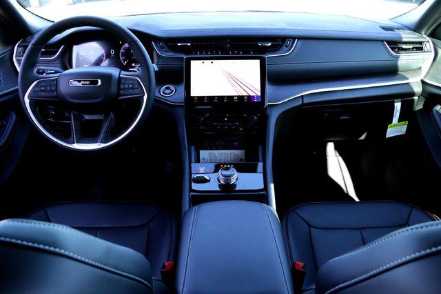 2025 Jeep Grand Cherokee L Limited 4x4