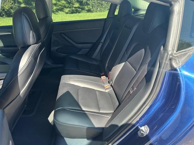 2021 Tesla Model 3 Standard Range Plus Rear-Wheel Drive