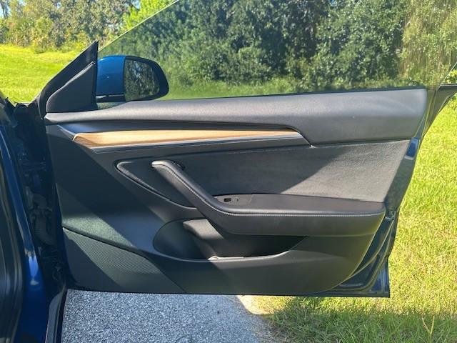 2021 Tesla Model 3 Standard Range Plus Rear-Wheel Drive