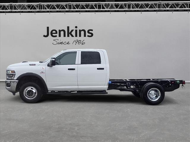 2026 RAM Ram 3500 Chassis Cab RAM 3500 TRADESMAN CREW CAB CHASSIS 4X4 60 CA 2026 RAM Ram 3500 Chassis Cab RAM 3500 TRADESMAN CREW CAB CHASSIS 4X4 60 CA