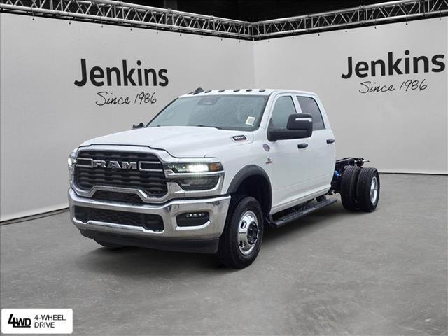 2026 RAM Ram 3500 Chassis Cab RAM 3500 TRADESMAN CREW CAB CHASSIS 4X4 60 CA 2026 RAM Ram 3500 Chassis Cab RAM 3500 TRADESMAN CREW CAB CHASSIS 4X4 60 CA