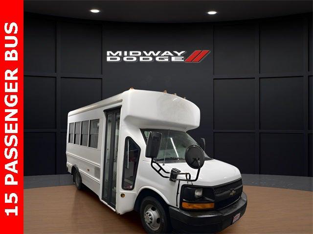 2009 Chevrolet Express Cutaway Work Van