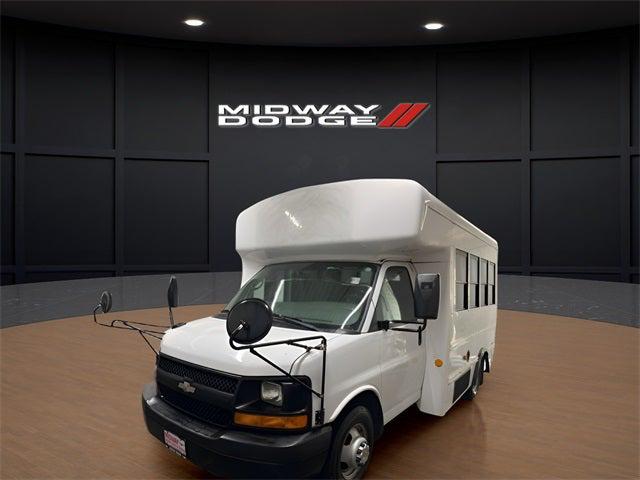2009 Chevrolet Express Cutaway Work Van