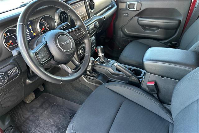 2022 Jeep Gladiator Willys 4x4 2022 Jeep Gladiator Willys 4x4