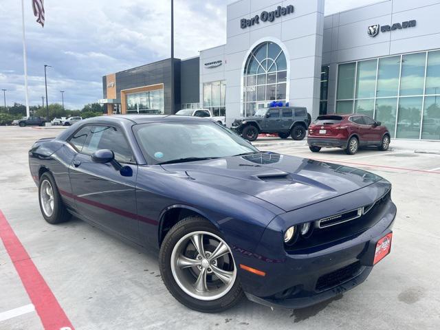 2017 Dodge Challenger SXT