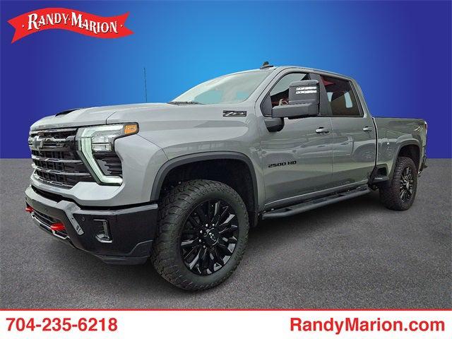 2025 Chevrolet Silverado 2500HD 4WD Crew Cab Standard Bed LT