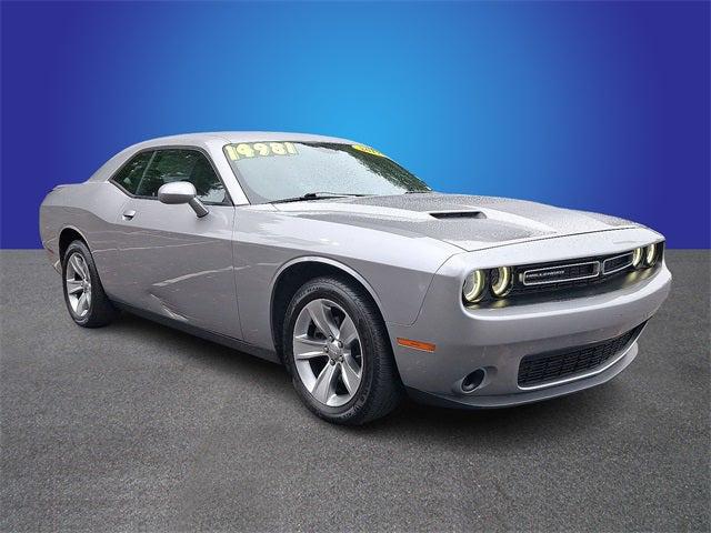 2017 Dodge Challenger SXT