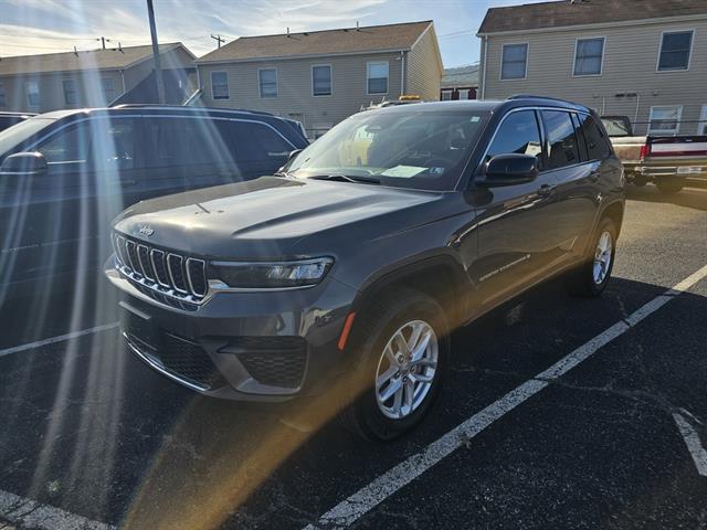 2024 Jeep Grand Cherokee Laredo X 4x4