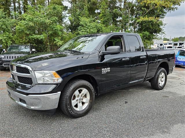 2024 RAM 1500 Classic SLT Quad Cab 4x2 64 Box 2024 RAM 1500 Classic SLT Quad Cab 4x2 64 Box