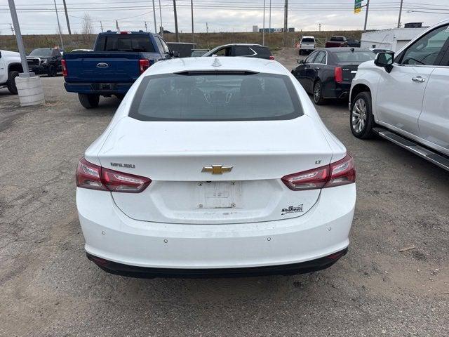 2022 Chevrolet Malibu FWD LT