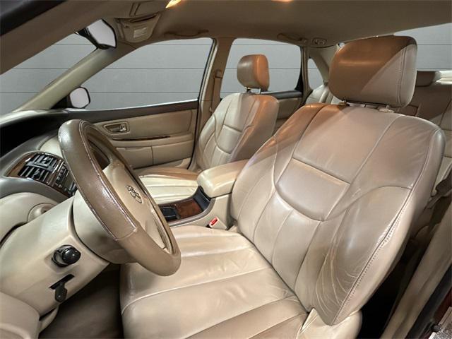 2002 Toyota Avalon XL