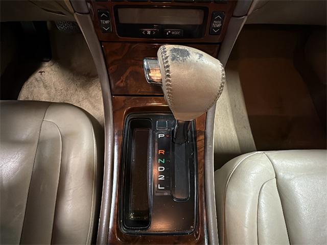 2002 Toyota Avalon XL