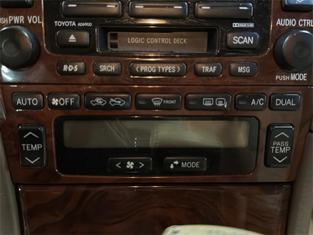 2002 Toyota Avalon XL