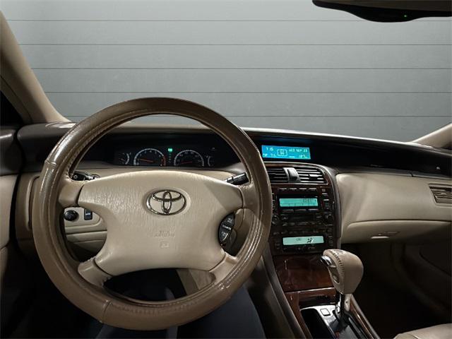 2002 Toyota Avalon XL
