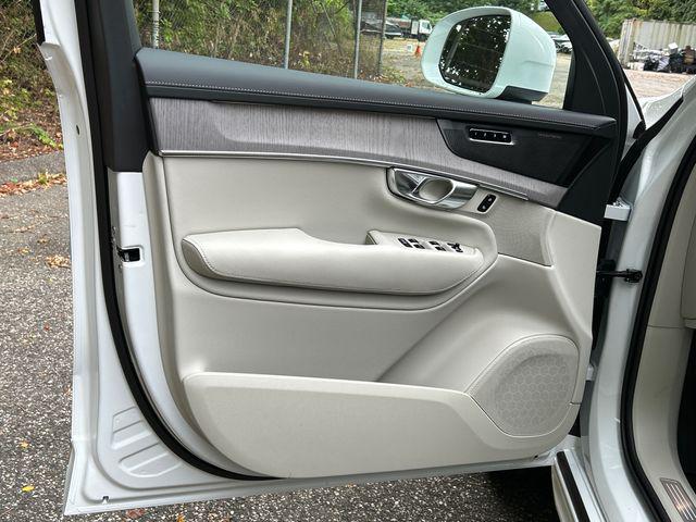 2026 Volvo XC90 B6 Ultra 7-Seater