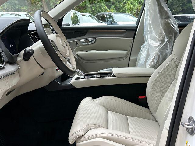 2026 Volvo XC90 B6 Ultra 7-Seater