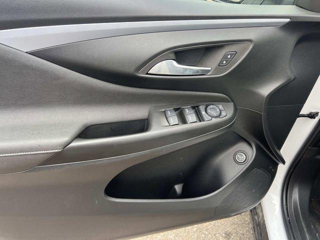2026 Buick NV Preferred FWD