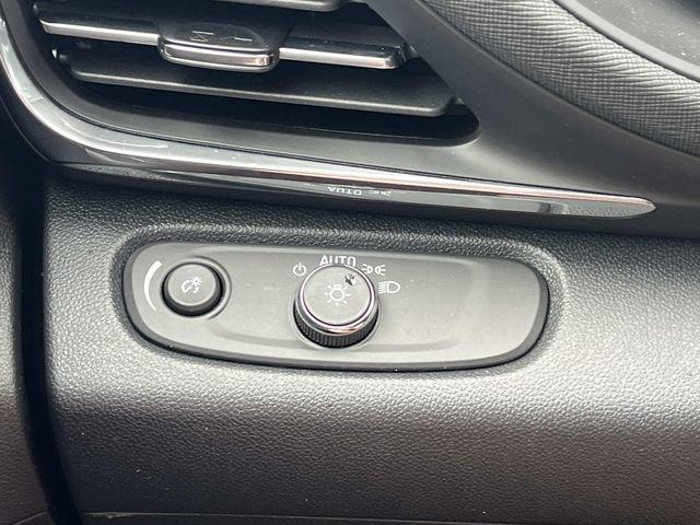 2026 Buick NV Preferred FWD