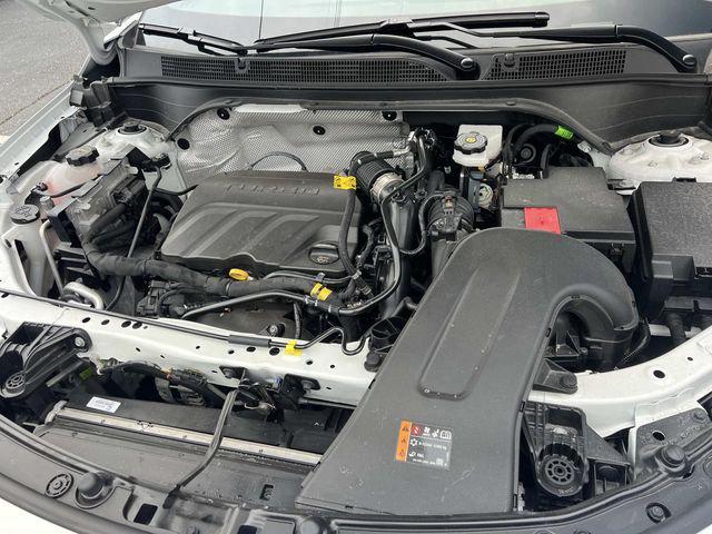 2026 Buick NV Preferred FWD