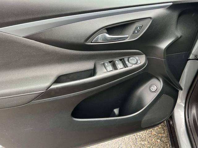 2026 Buick NV Preferred FWD