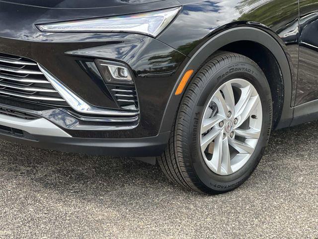 2026 Buick NV Preferred FWD