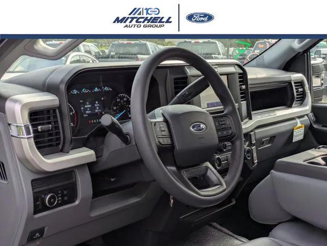 2025 Ford F-550 XL