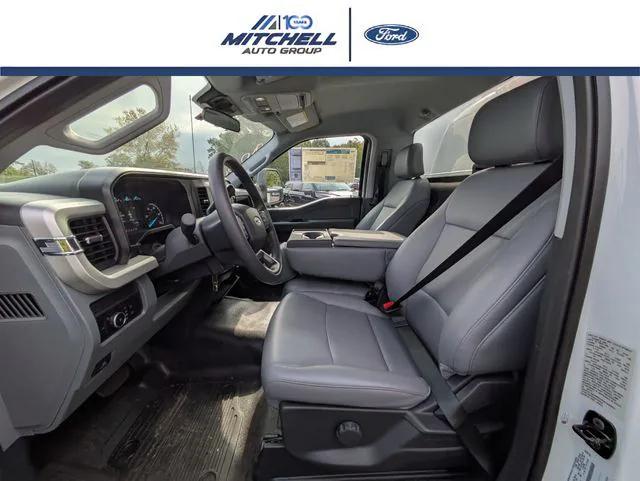 2025 Ford F-550 XL