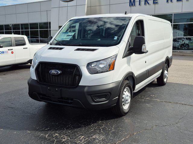 2025 Ford Transit Cargo Van Base