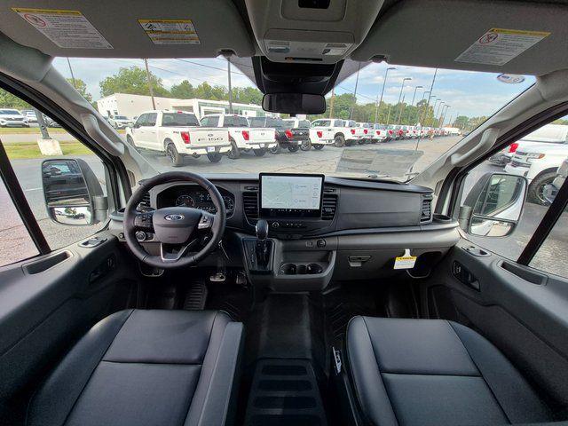 2025 Ford Transit Cargo Van Base