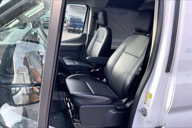 2025 Ford Transit Cargo Van Base