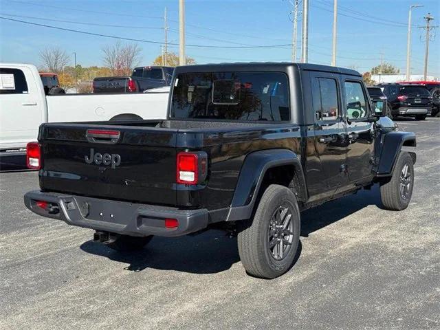 2026 Jeep Gladiator GLADIATOR SPORT S 4X4 2026 Jeep Gladiator GLADIATOR SPORT S 4X4