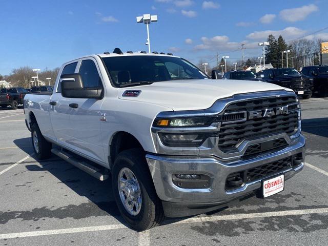 2026 RAM Ram 3500 RAM 3500 TRADESMAN CREW CAB 4X4 8 BOX