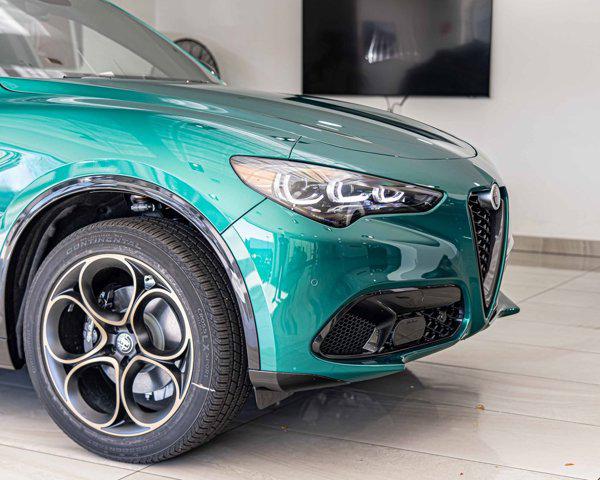 2025 Alfa Romeo Stelvio STELVIO INTENSA AWD 2025 Alfa Romeo Stelvio STELVIO INTENSA AWD