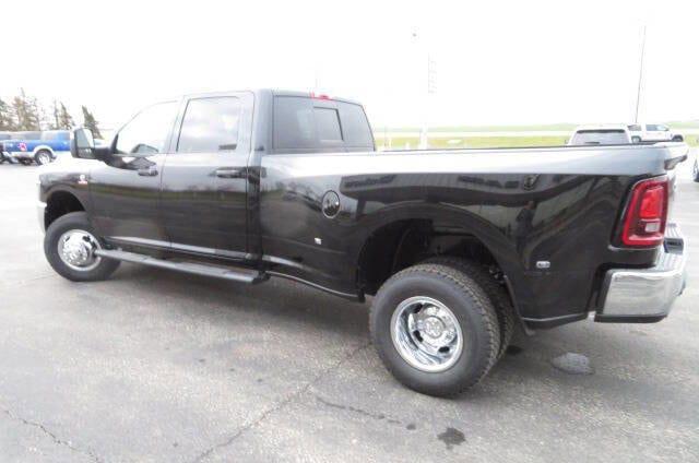 2026 Ram 3500 Tradesman Crew Cab 4x4 8' Box