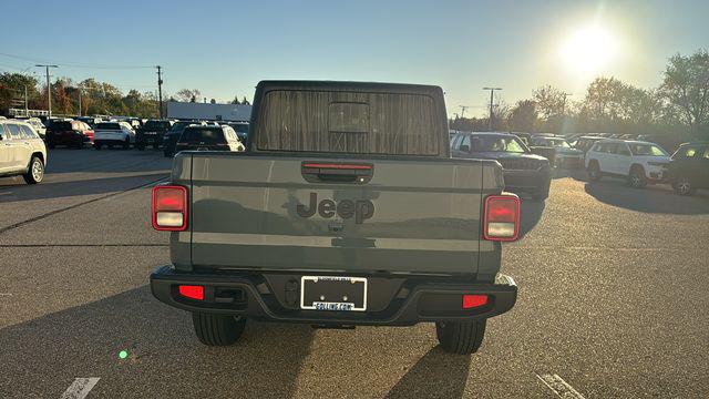 2026 Jeep Gladiator Sport S