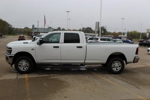 2026 RAM Ram 3500 RAM 3500 TRADESMAN CREW CAB 4X4 8 BOX