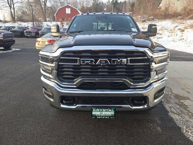 2026 RAM Ram 3500 RAM 3500 TRADESMAN CREW CAB 4X4 8 BOX 2026 RAM Ram 3500 RAM 3500 TRADESMAN CREW CAB 4X4 8 BOX