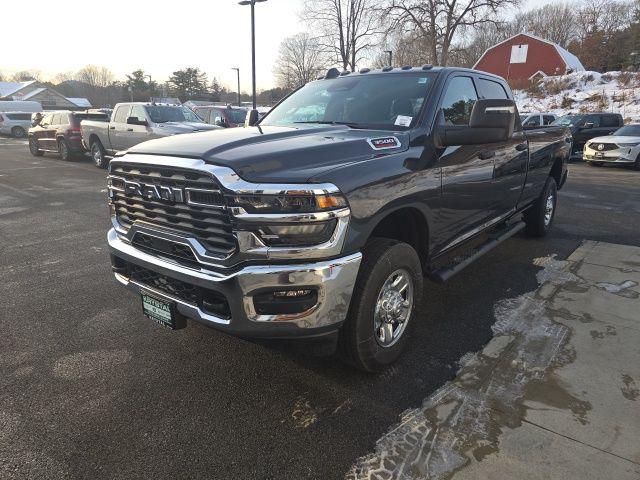 2026 RAM Ram 3500 RAM 3500 TRADESMAN CREW CAB 4X4 8 BOX 2026 RAM Ram 3500 RAM 3500 TRADESMAN CREW CAB 4X4 8 BOX
