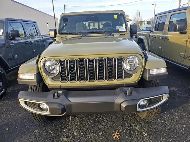 2026 Jeep Gladiator GLADIATOR SPORT S 4X4
