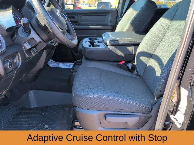 2026 RAM Ram 3500 RAM 3500 TRADESMAN CREW CAB 4X4 8 BOX