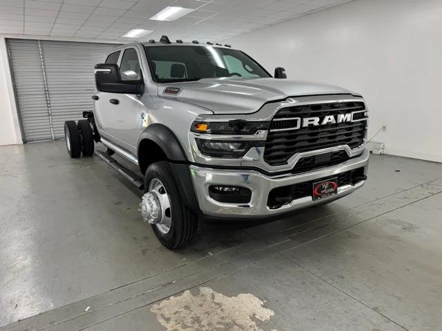 2026 RAM Ram 5500 Chassis Cab RAM 5500 TRADESMAN CHASSIS CREW CAB 4X4 84 CA 2026 RAM Ram 5500 Chassis Cab RAM 5500 TRADESMAN CHASSIS CREW CAB 4X4 84 CA