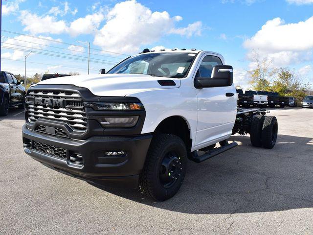 2026 RAM Ram 3500 Chassis Cab RAM 3500 TRADESMAN CHASSIS REGULAR CAB 4X4 84 CA