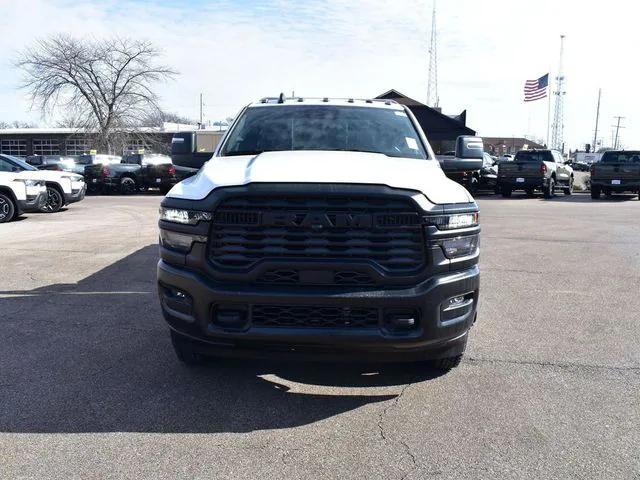 2026 RAM Ram 3500 Chassis Cab RAM 3500 TRADESMAN CHASSIS REGULAR CAB 4X4 84 CA