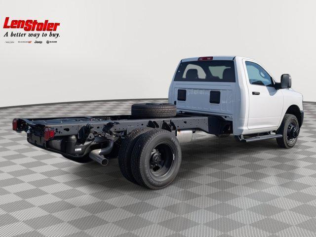 2026 RAM Ram 3500 Chassis Cab RAM 3500 TRADESMAN CHASSIS REGULAR CAB 4X4 84 CA 2026 RAM Ram 3500 Chassis Cab RAM 3500 TRADESMAN CHASSIS REGULAR CAB 4X4 84 CA