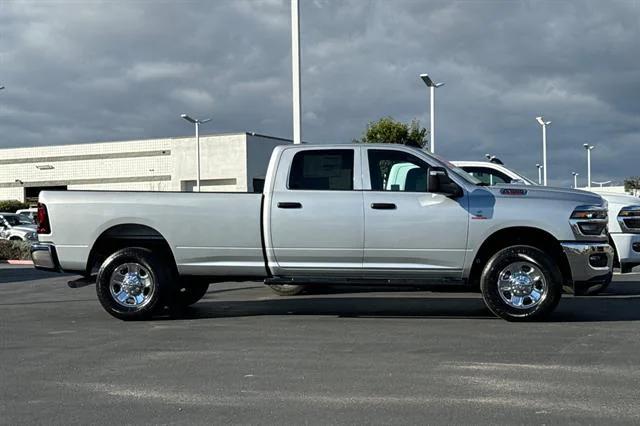2026 RAM Ram 3500 RAM 3500 TRADESMAN CREW CAB 4X4 8 BOX 2026 RAM Ram 3500 RAM 3500 TRADESMAN CREW CAB 4X4 8 BOX